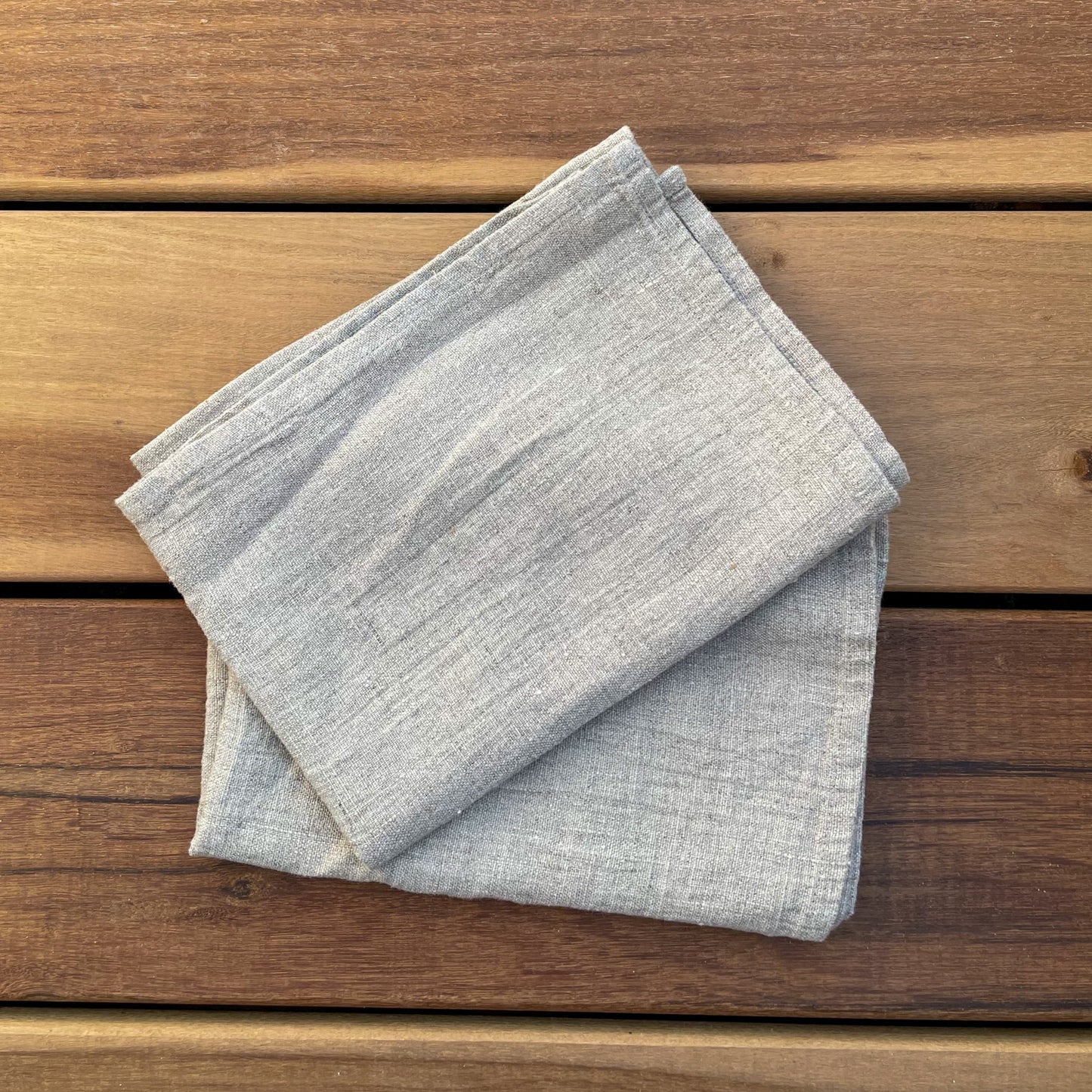 2 tea towels in linen