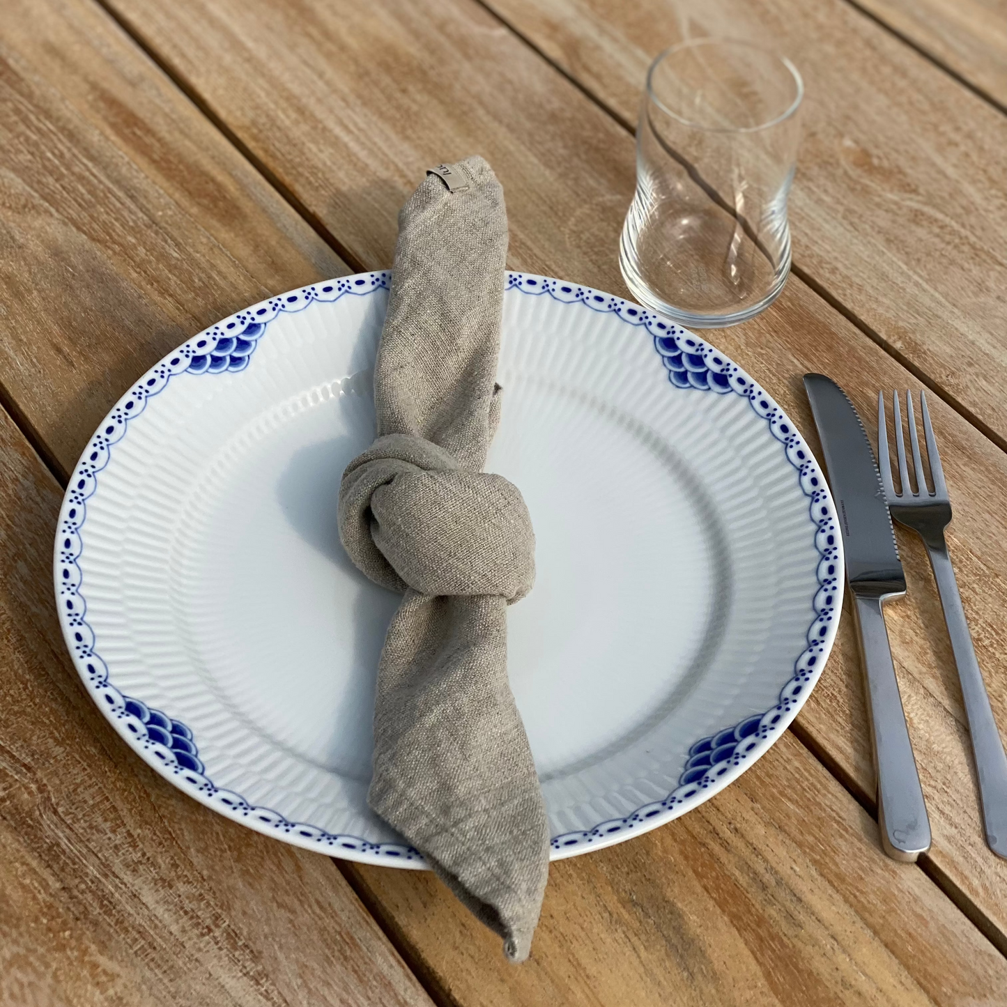 2 pieces lucevii napkins in linen