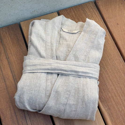 Kimono i 100% hør fra Lucevii